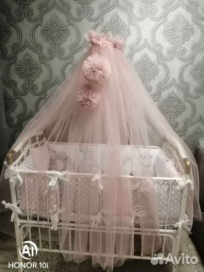 Бортики в кроватку 12 шт и балдахин