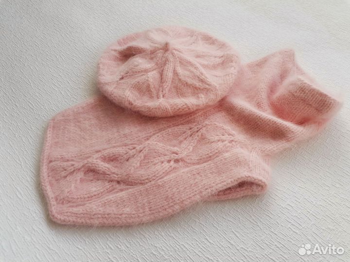 Берет и манишка