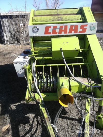 Пресс-подборщик Claas Rollant 44, 1994