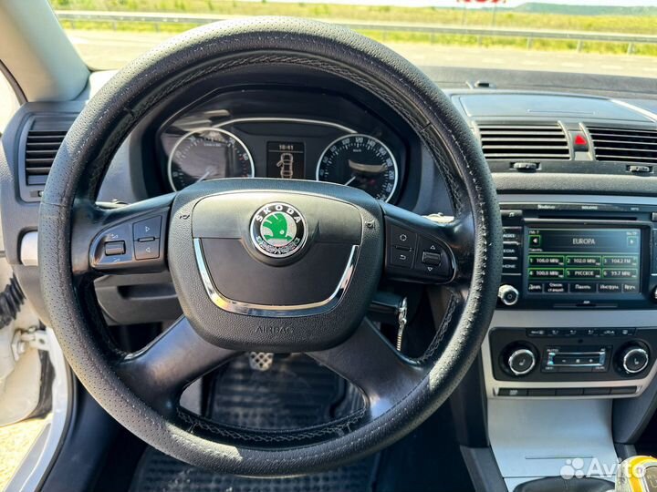 Skoda Octavia 1.8 МТ, 2012, 268 000 км