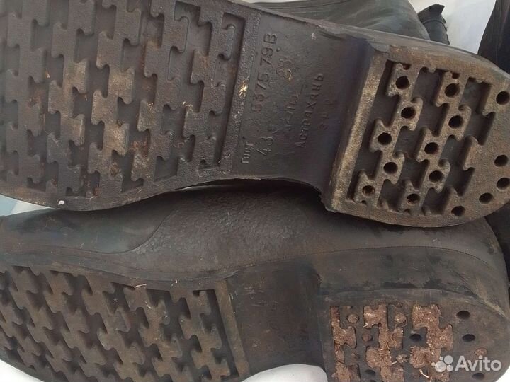 Сапоги кирзовые ссср.Резиновые сапоги42.43 размер