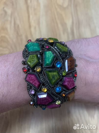 Браслет женский с камнями