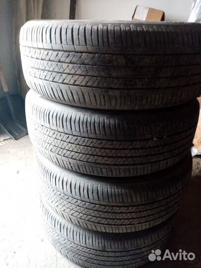 Bridgestone Alenza 001 235/55 R18