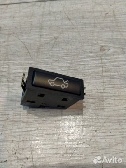 Кнопка открывания багажника Bmw 525I E39 M54