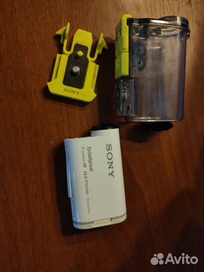 Sony hdr-AS100V