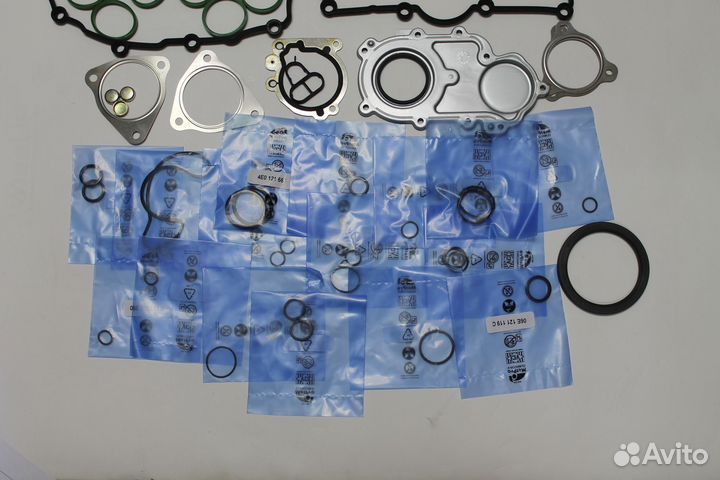 Комплект прокладок двс Seat EA837 2,5 06E103148AJ