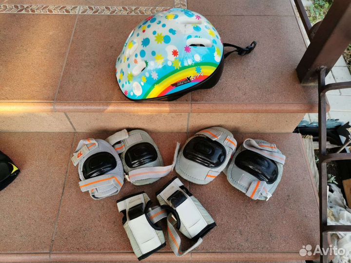 Шлем детский и защита в подарок