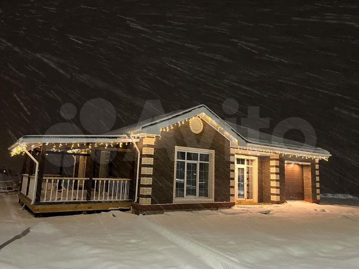 Коттедж 169 м² на участке 7,8 сот.