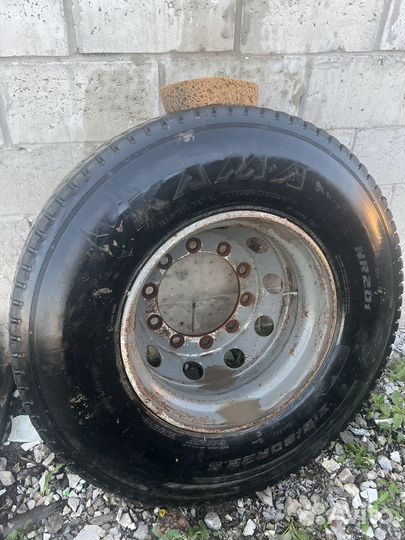 Колесо в сборе 22.5 315/80