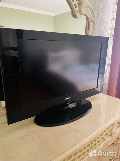 Телевизор samsung