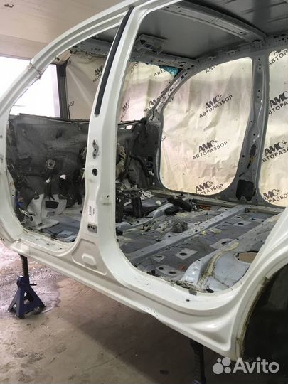 Порог со стойкой левый Toyota Highlander U40 2007