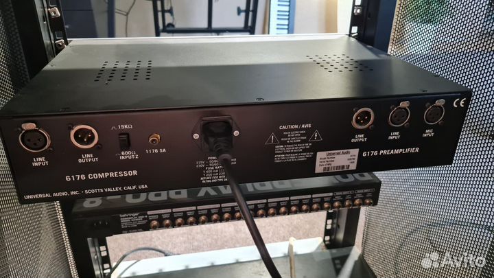 Микрофонный предусилитель Universal Audio 6176