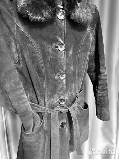 Пальто кожанное Authentic clothing company