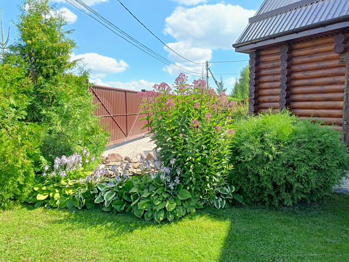 Коттедж 150 м² на участке 5 сот.