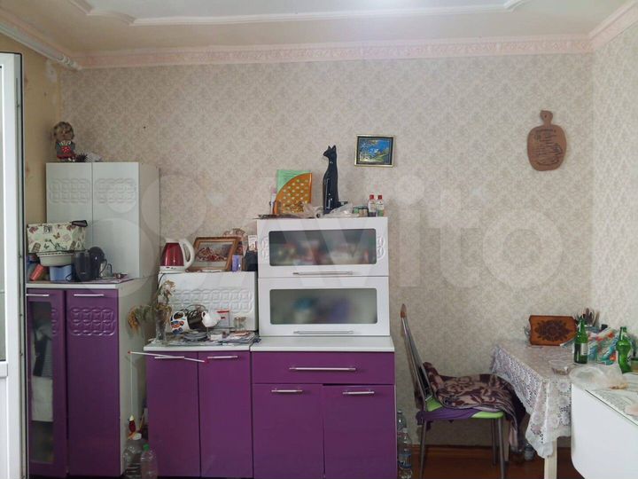 Доля в 2-к. квартире, 45 м², 1/1 эт.