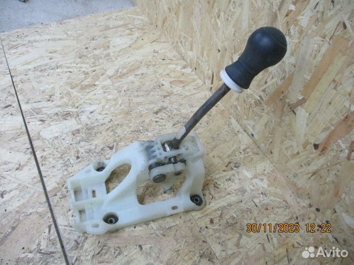 Кулиса МКПП Тойота Королла 150 1,4 4 ZZ