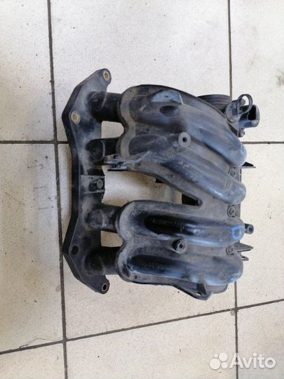 Коллектор впускной Peugeot 206