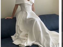 Платье атласное свадебное 46р