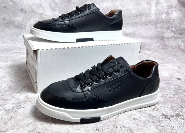 Кроссовки Boss комфортные