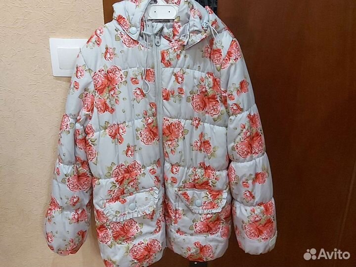 Куртка весна осень для девочки р 128