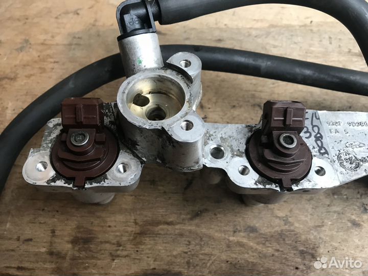 Рейка топливная Ford Mondeo 2 Форд Мондео