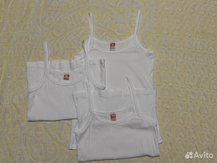 Майки новые 146р