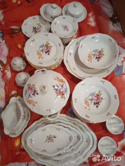 Сервиз столовый германия фарфор 57 позиции,позолот