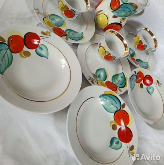 Новые тарелки кружки кувшин цена за всё