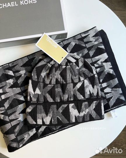 Комплект Michael Kors шапка и шарф