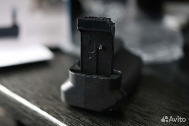 Батарейный блок для Canon EOS RP R8
