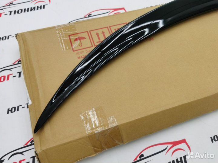 Новый cпойлер на крышку багажника E-class coupe