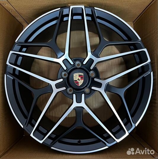 Комплект колес на porsche cayenne Порше Каен 3 R21