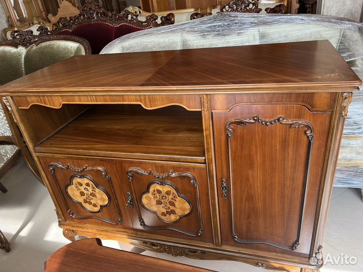 Тумба под тв