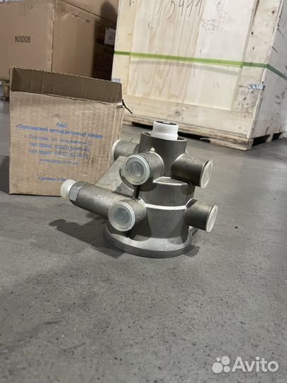 Воздухораспределитель торомозов прицепа