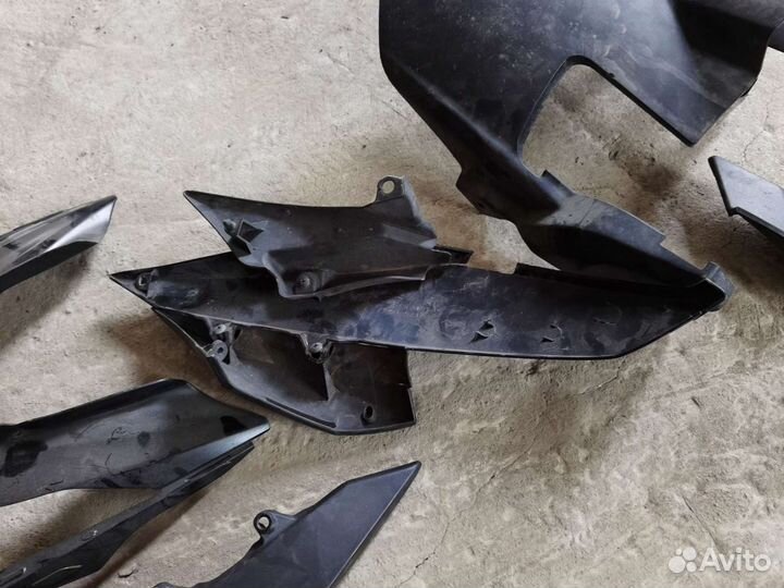 Пластик оригинал kawasaki z1000 2012