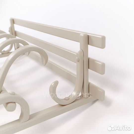 Вешалка настенная