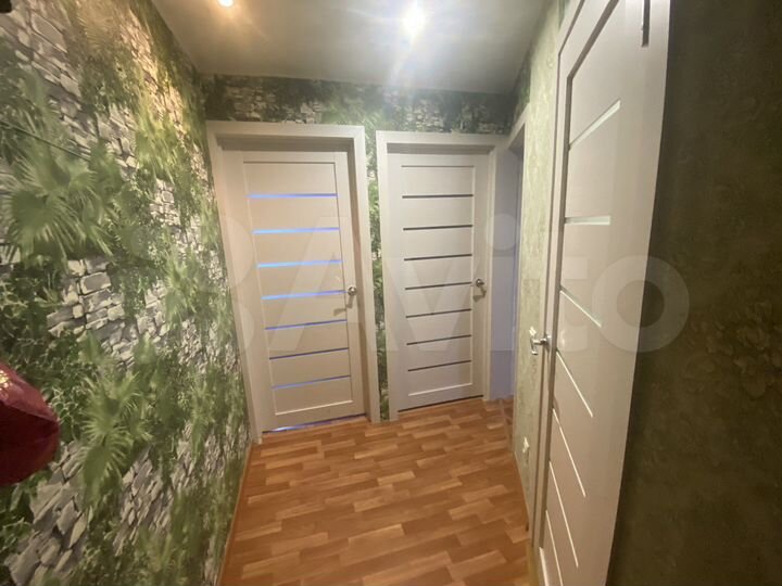 2-к. квартира, 42 м², 1/3 эт.