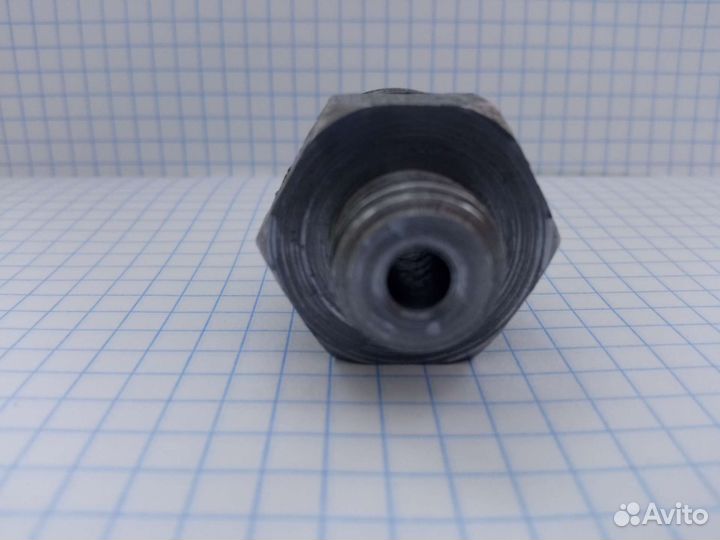 Переходник на редуктор 3/4 углекислотный со2