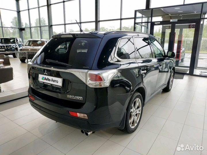 Mitsubishi Outlander 3.0 AT, 2013, 141 000 км