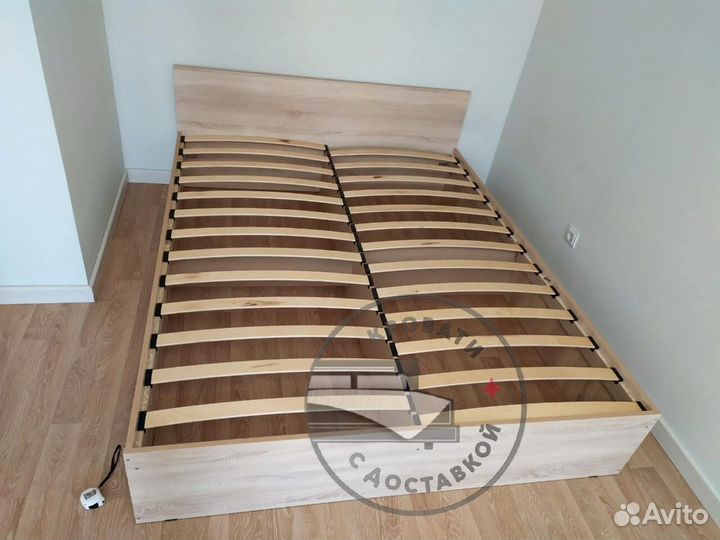 Кровать двухспальная