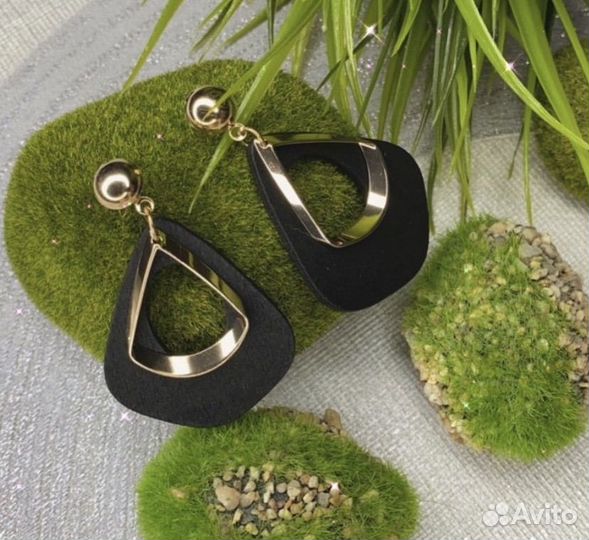 Серьги бижутерия