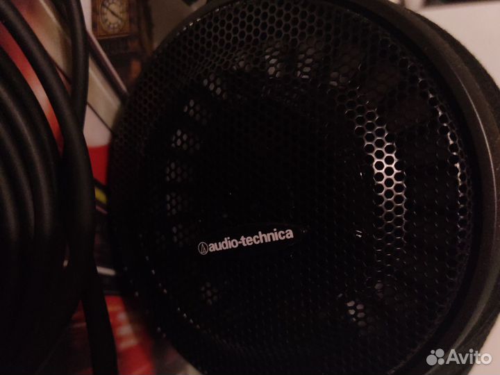Наушники Audio-technica ATH-ad500x