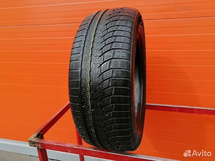 Nokian Tyres WR A4 225/55 R17 101V