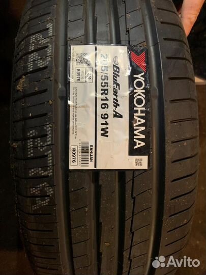 Yokohama 104ZR 205/55 R16