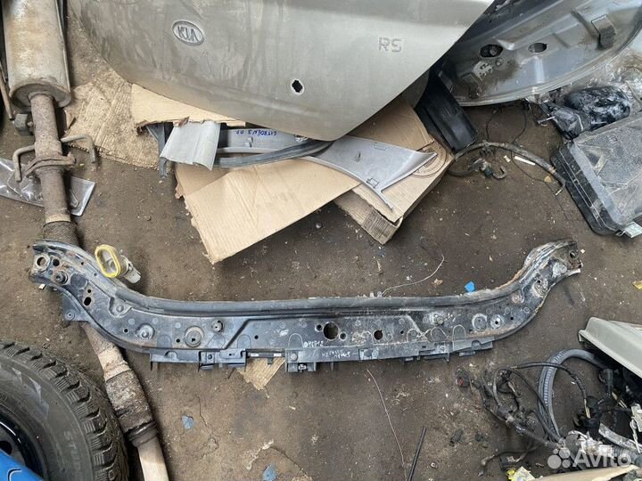 Накладка передней панели (телевизора ) Renault Meg