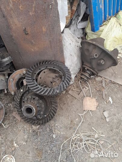 Продам на запчасти редуктор газ