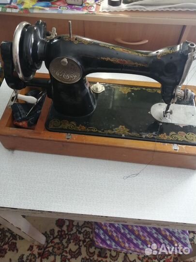 Швейная машинка подольская ручная