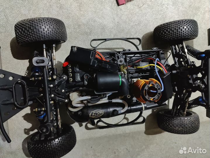Модель на радиоуправлении с nitro