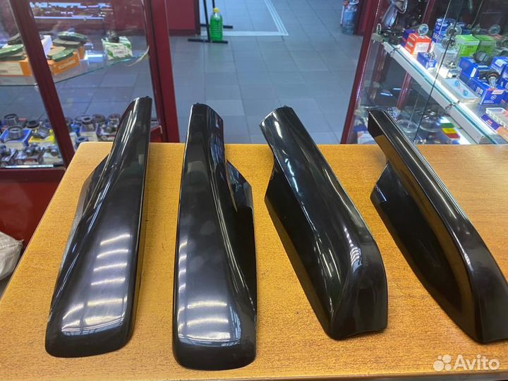 Заглушка рейлинга Toyota Highlander,Kluger 00-07