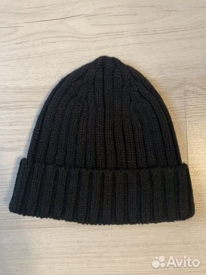 Шапки Zara и uniqlo